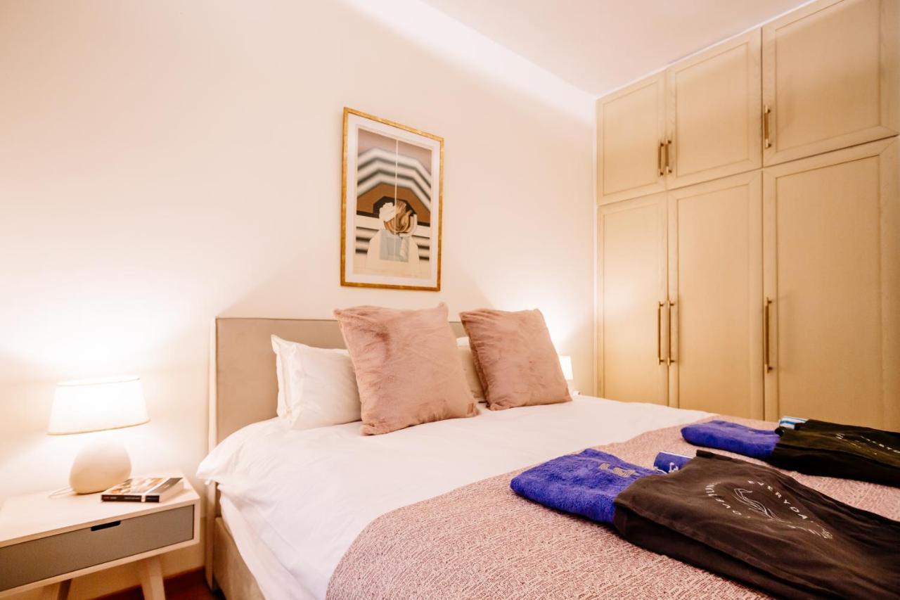 Deviazi 4 Appartement Zante